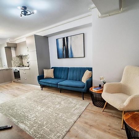 Apartament Bacovia Bacău Exteriör bild