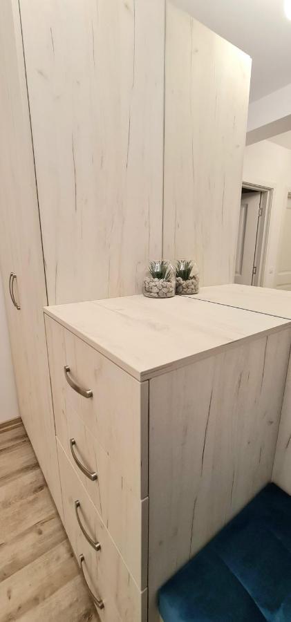 Apartament Bacovia Bacău Exteriör bild