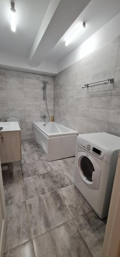 Apartament Bacovia Bacău Exteriör bild